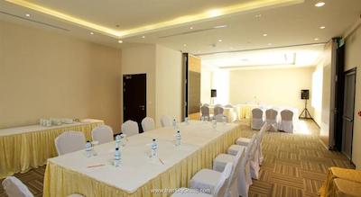 نهال بای بین مجید