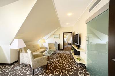 گرند هتل بوهمیا