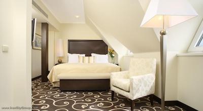 گرند هتل بوهمیا