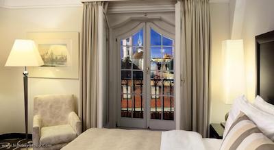 گرند هتل بوهمیا