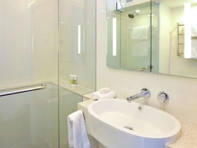 مرکور ملبورن تریشری گاردنز