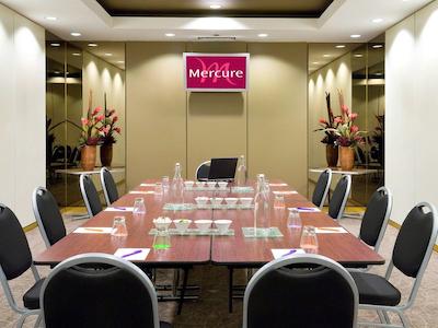 مرکور ملبورن تریشری گاردنز