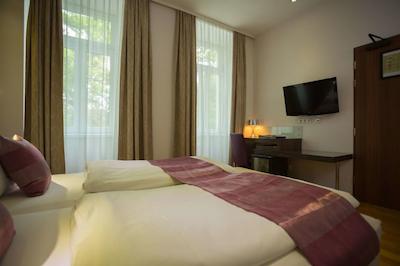 بست وسترن پلاس هتل آرکادیا