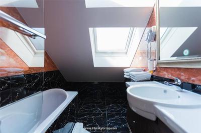 بست وسترن پلاس هتل آرکادیا