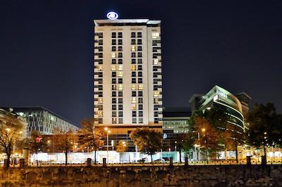 هیلتون وین استدتپارک