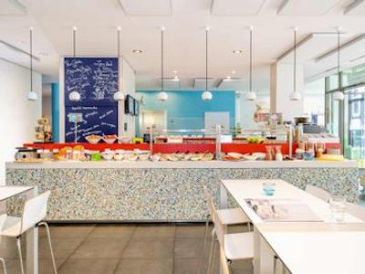 آیبیس استایلس برلین میت