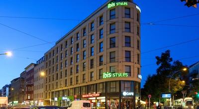 آیبیس استایلس برلین میت