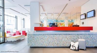 آیبیس استایلس برلین میت