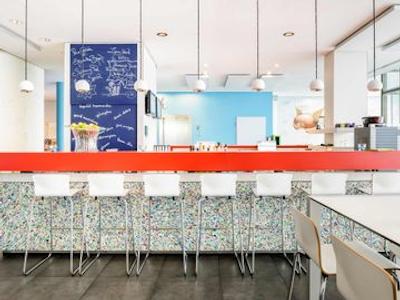 آیبیس استایلس برلین میت