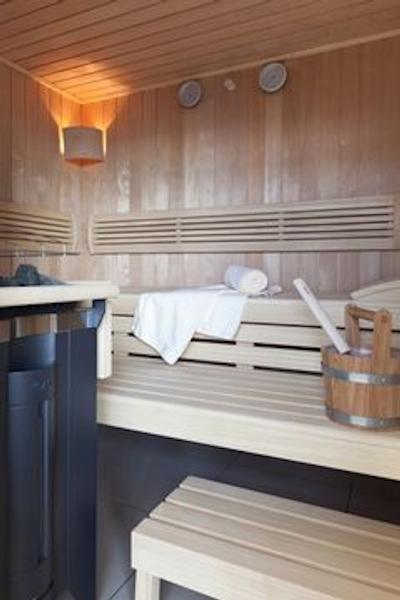 کراون پلازا سنت پیترزبورگ ایرپورت