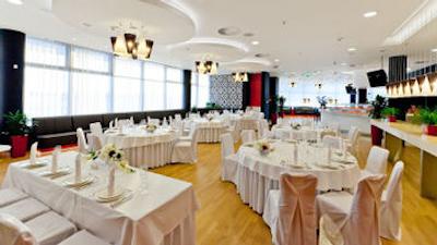 کراون پلازا سنت پیترزبورگ ایرپورت