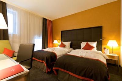 کراون پلازا سنت پیترزبورگ ایرپورت