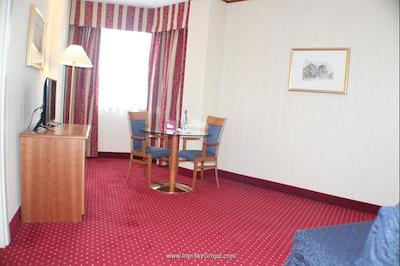 کراون پلازا میلان لینیت