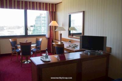 کراون پلازا میلان لینیت