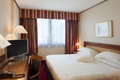 کراون پلازا میلان لینیت