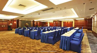 گرند رویال هتل