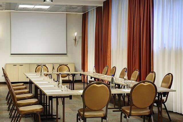 گرند هتل مدیترانه
