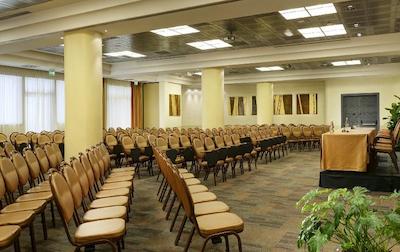 گرند هتل مدیترانه