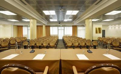 گرند هتل مدیترانه