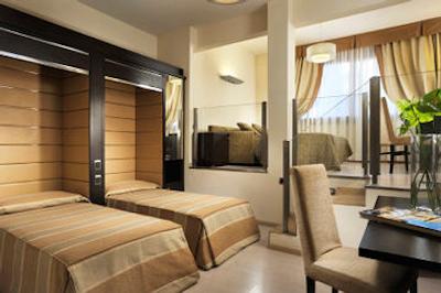 گرند هتل مدیترانه