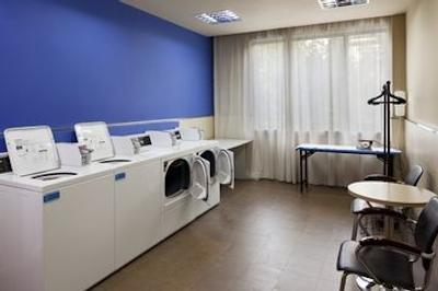 هالیدی این اکسپرس پوتوو