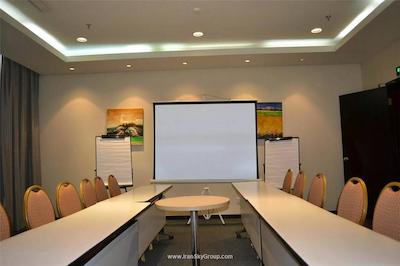 هالیدی این اکسپرس پوتوو