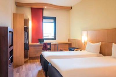 آیبیس میلانو مالپنسا آئروپرتو