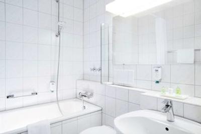 ان اچ اوکم ویسبادن