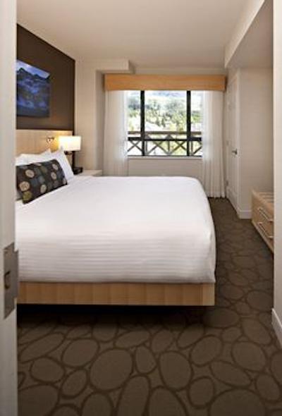 دلتا ویستلر ویلیج سویتس