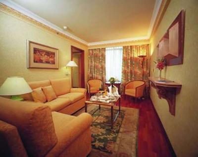 رادیسون بلوا پارک هتل آتن