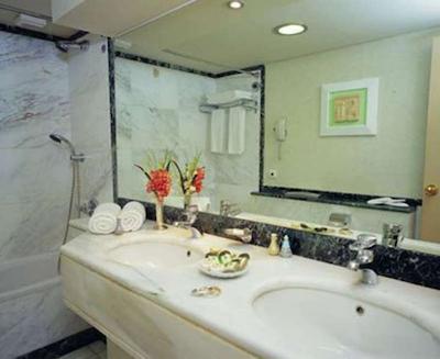 رادیسون بلوا پارک هتل آتن