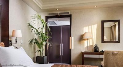 رادیسون بلوا پارک هتل آتن