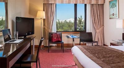 رادیسون بلوا پارک هتل آتن