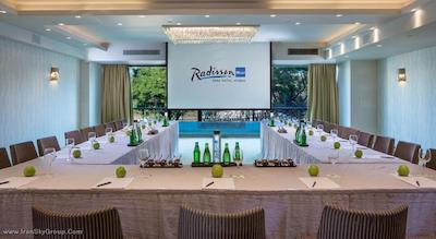 رادیسون بلوا پارک هتل آتن