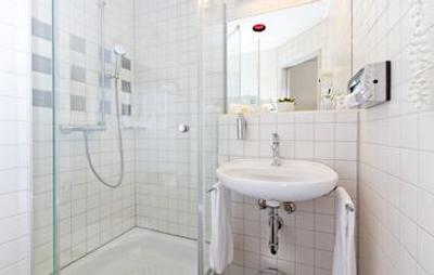 بسیلی سویس کوالیتی زوریخ