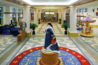 وین هوس دریم کستل ات دیزنی لند پاریس