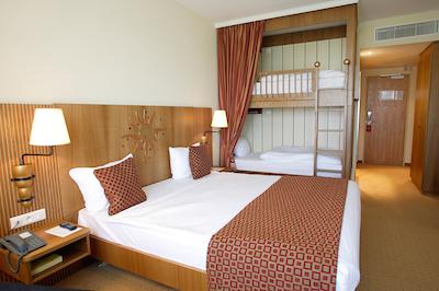 وین هوس دریم کستل ات دیزنی لند پاریس