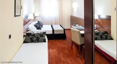 کاتالونیا اکزمپل 1864