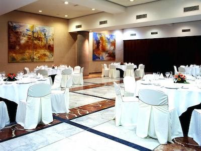 کاتالونیا اکزمپل 1864