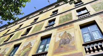 کاتالونیا اکزمپل 1864