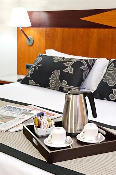 کاتالونیا اکزمپل 1864