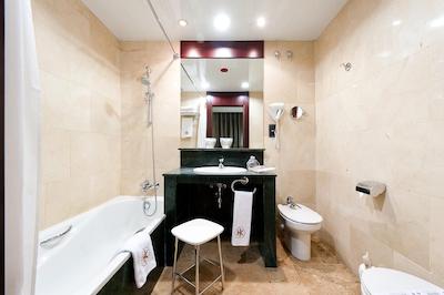 کاتالونیا اکزمپل 1864