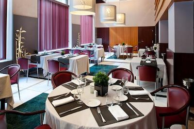 کاتالونیا اکزمپل 1864