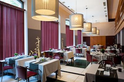 کاتالونیا اکزمپل 1864