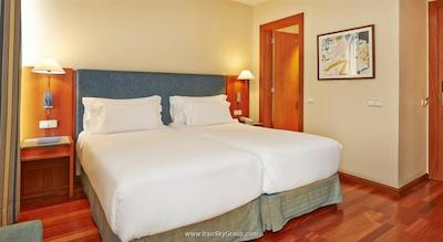 ان اچ بارسلونا سنترو