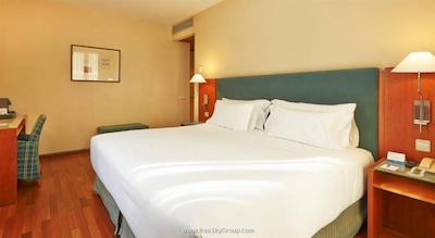 ان اچ بارسلونا سنترو