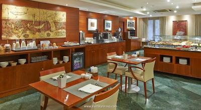 ان اچ بارسلونا سنترو