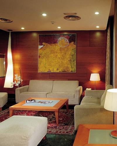 ان اچ بارسلونا سنترو