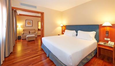 ان اچ بارسلونا سنترو