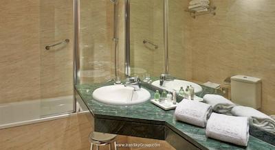 ان اچ بارسلونا سنترو